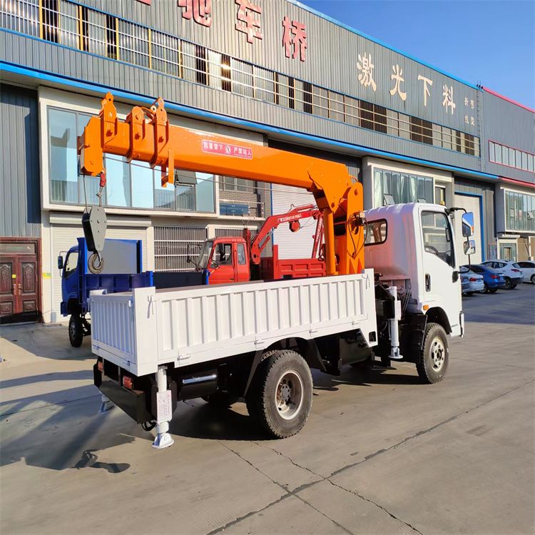 莺歌区三轮随车吊定制 农用改装机自备吊中瑞长期出售